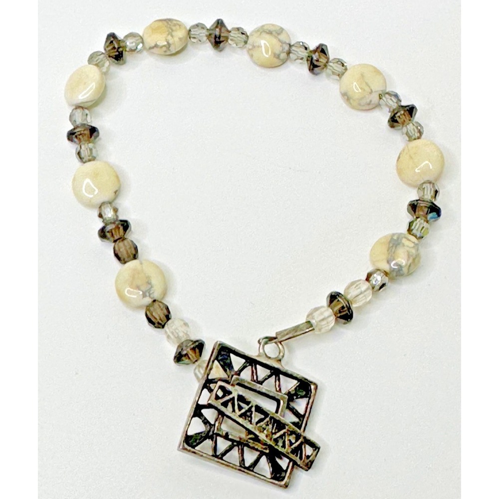 Marbled Quartz Crystal beaded Bracelet Gray Silver Tone Toggle Clasp Wire 8 in
